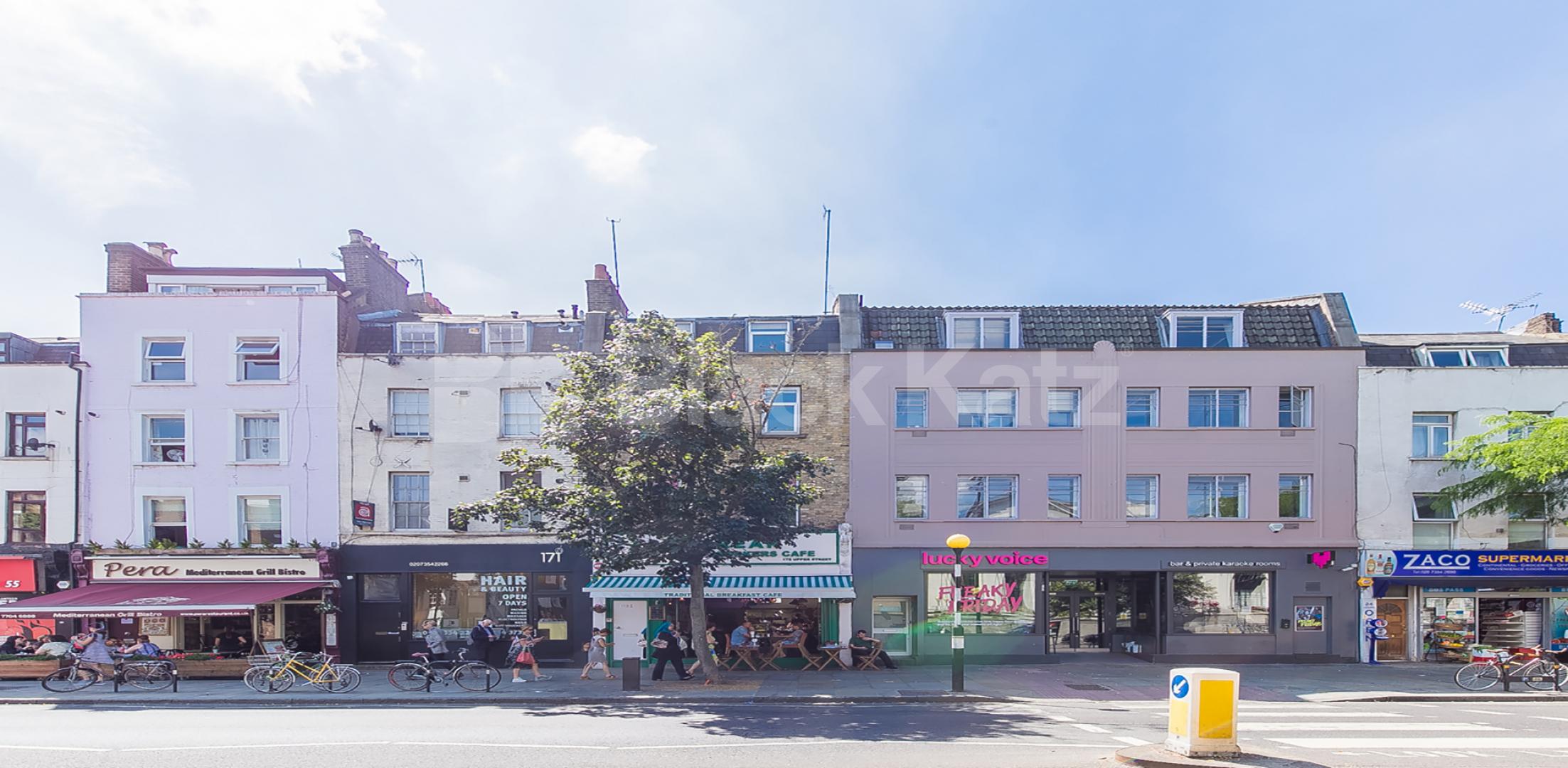 			2 Bedroom, 1 bath, 1 reception Flat			 Upper Street, ISLINGTON N1